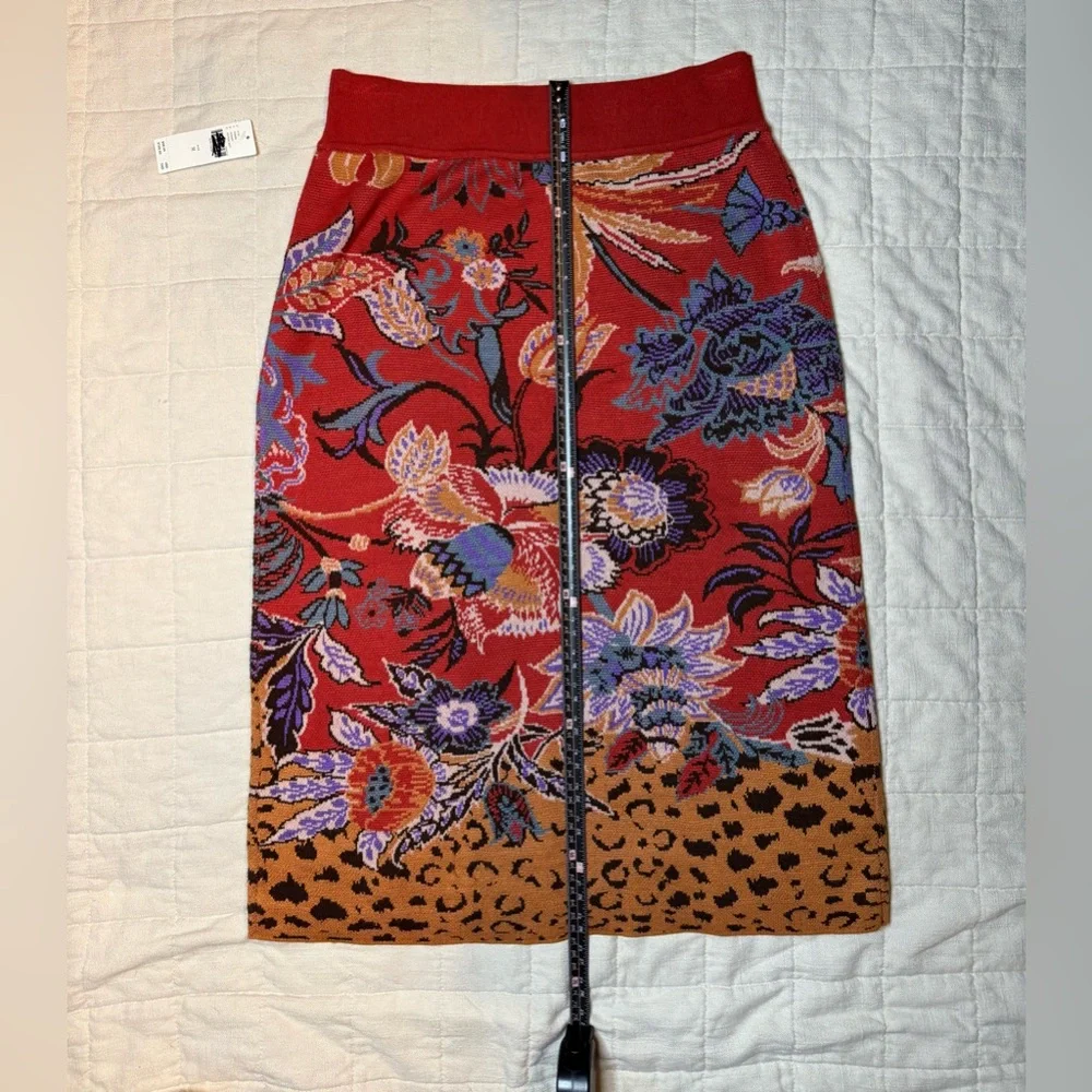 Maeve Delphinia Floral Knit Pencil Skirt - Picture 11 of 12